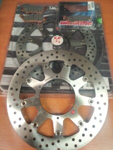 BMW F800GS brzdove kotouce desticky
